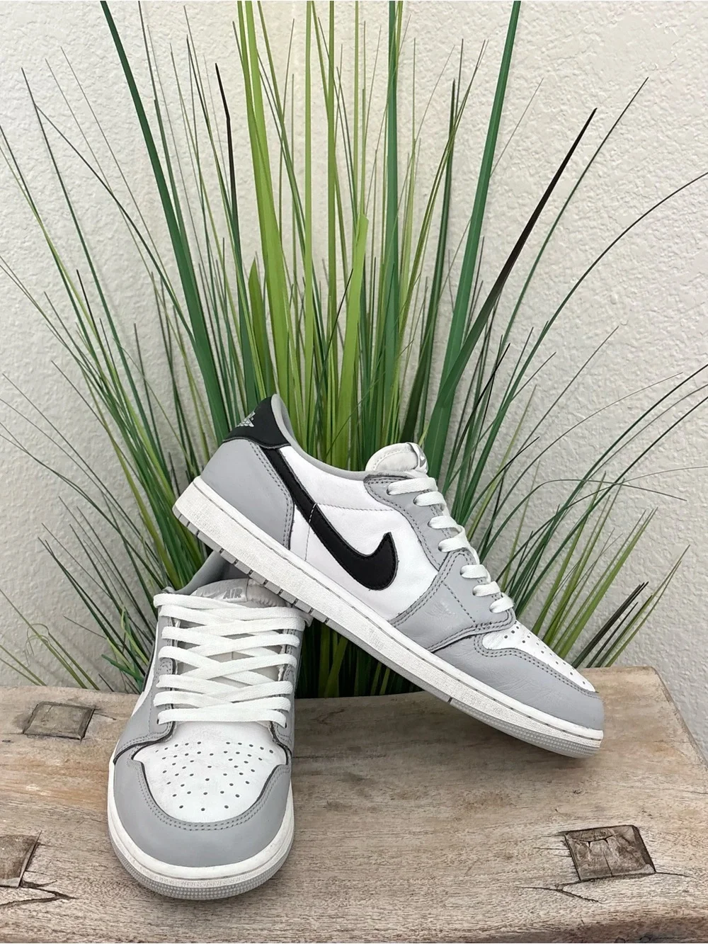Air Jordan 1 Low Barons Retro OG Sneakers
